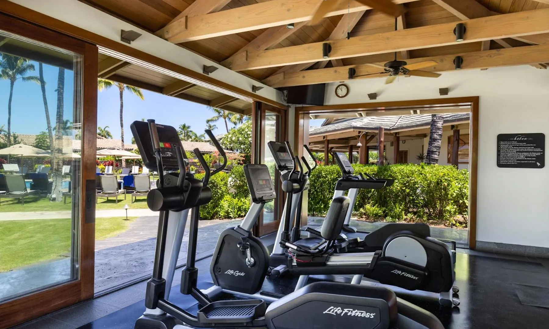 בית נופש הוילה וויקולואה Hilton Pool Pass Included, Kolea - Luxe Penthouse ארצות הברית