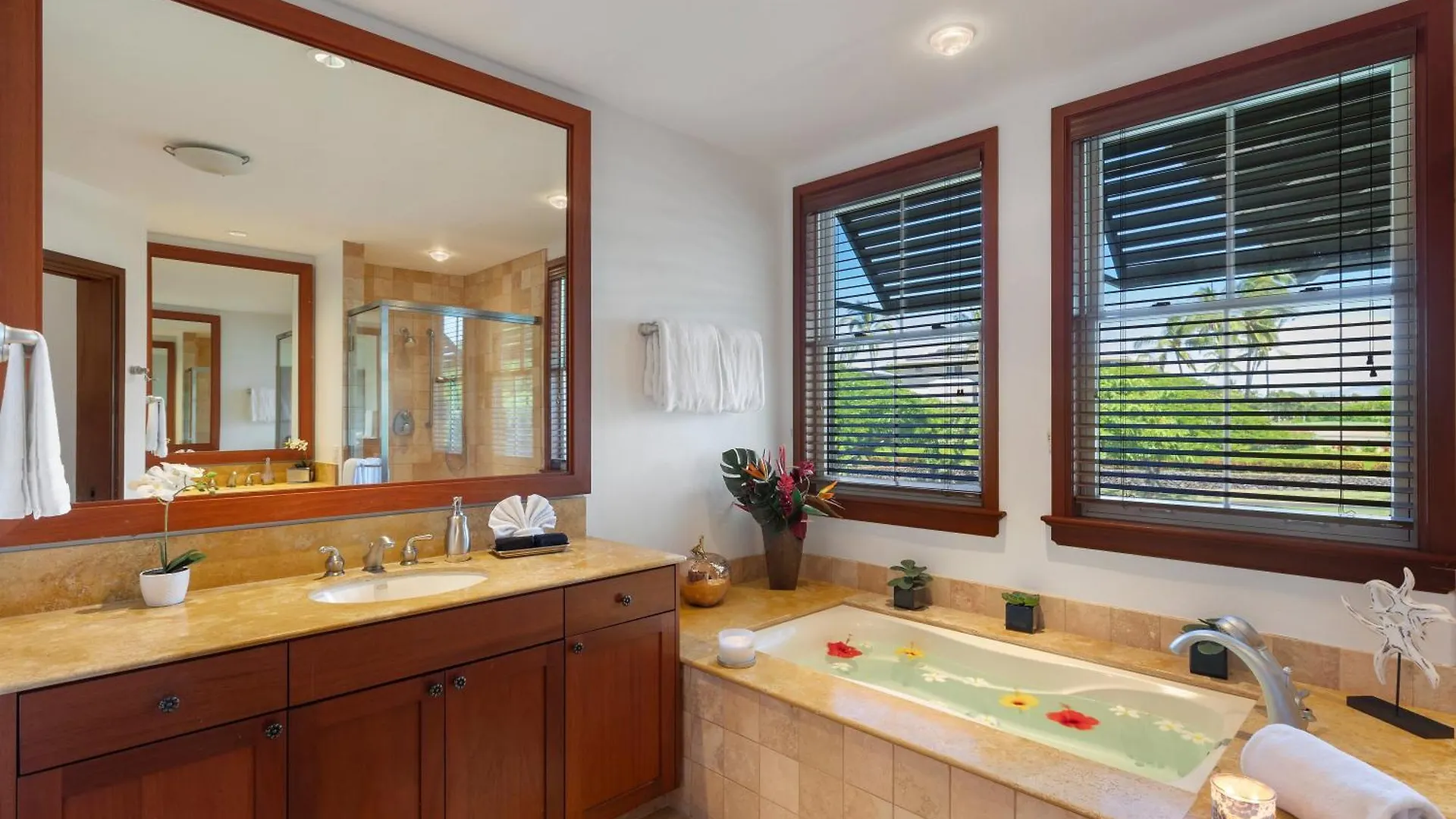הוילה וויקולואה Hilton Pool Pass Included, Kolea - Luxe Penthouse